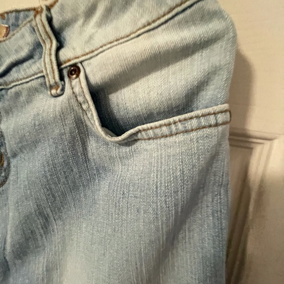 Leo Capri Jeans.  Size 11 - Picture 8 of 15